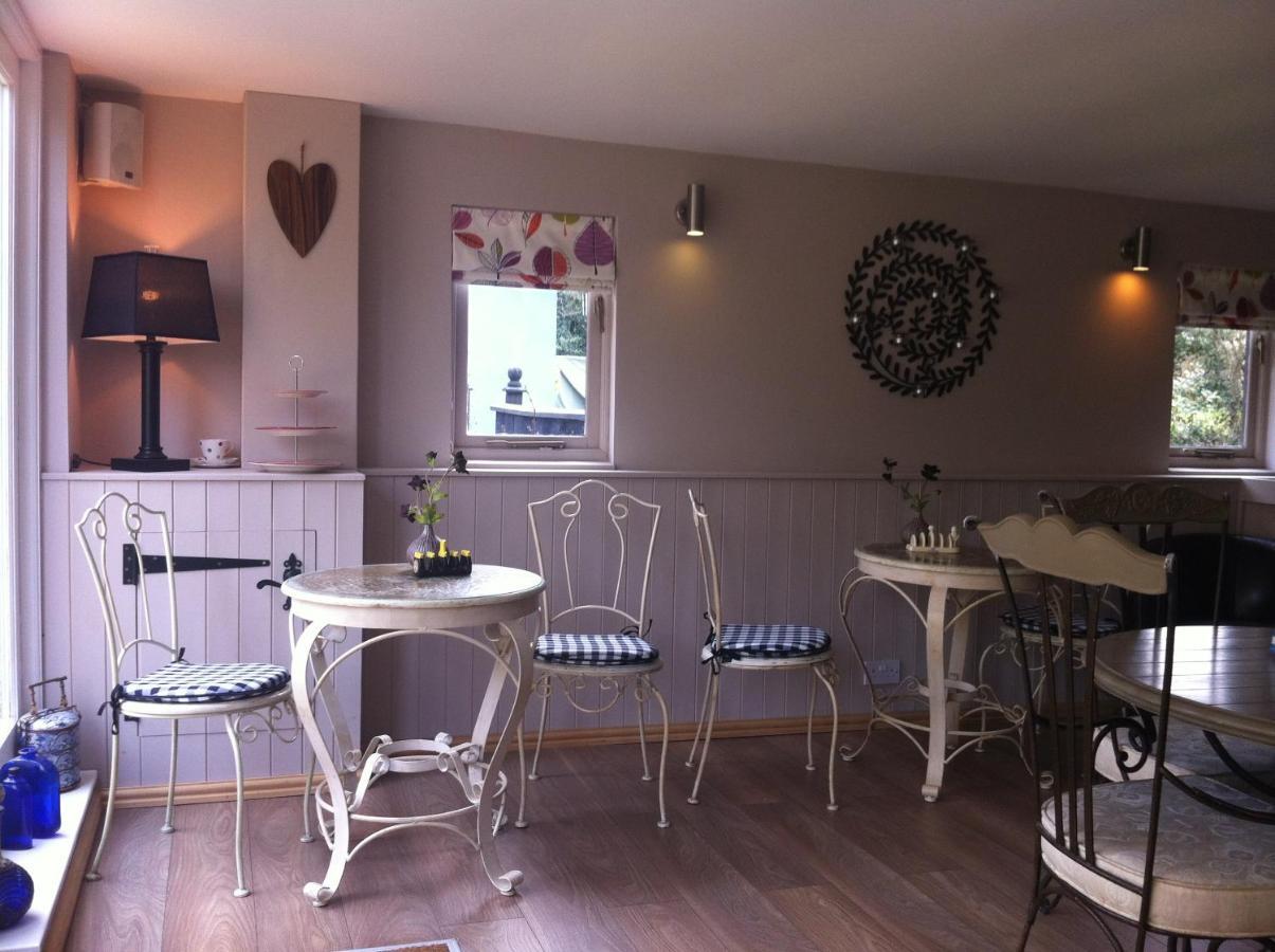 Bonningtons Stansted Self Catering Hotel Stansted Mountfitchet Phòng bức ảnh